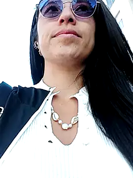 Snapshot of VALERY-03_ chatting on 01-04-25, 12:38 VALERY-03 online show from 01-04-25, 12:38