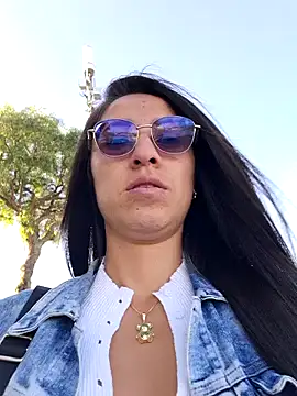 Snapshot of VALERY-03_ chatting on 01-20-25, 12:39 VALERY-03 online show from 01-20-25, 12:39