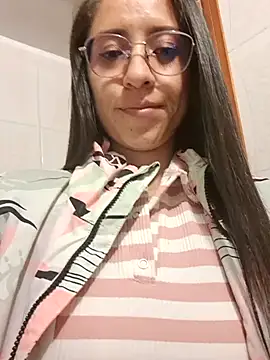 Snapshot of VALERY-03_ chatting on 02-03-25, 03:27 VALERY-03 online show from 02-03-25, 03:27