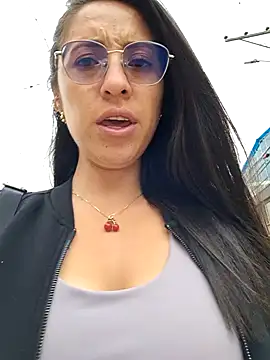 Snapshot of VALERY-03_ chatting on 02-05-25, 12:27 VALERY-03 online show from 02-05-25, 12:27