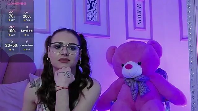 Abby  White online show from 02-08-25, 11:13