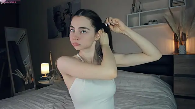 MaryJacksoon online show from 01-11-25, 07:28