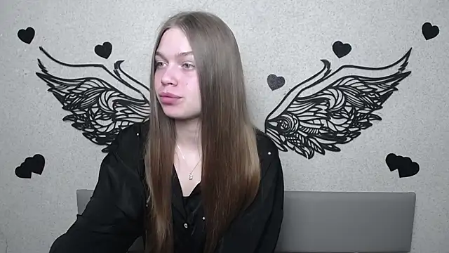 Snapshot of LaraPika chatting on 05-13-26, 05:05 LaraPika online show from 05-13-26, 05:05