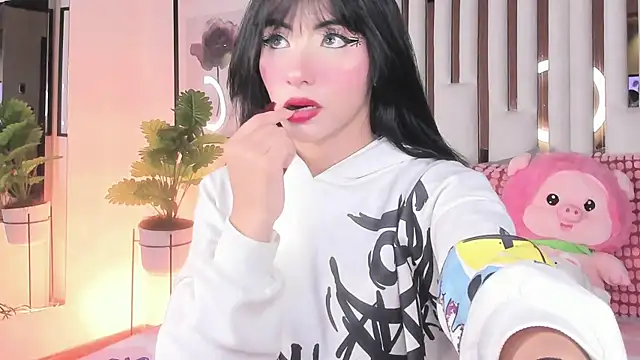 Snapshot of Kitty_Eliffe chatting on 02-07-26, 11:08 Kitty Eliffe online show from 02-07-26, 11:08