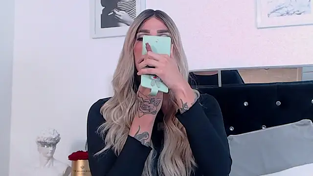 ZikaruRichie online show from 12-19-24, 11:07