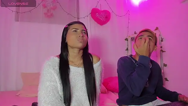 catalina and roger online show from 03-09-25, 04:38