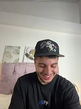 Amadeo Wild online show from 04-12-26, 03:55