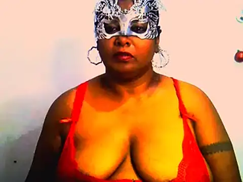 Snapshot of Mysterylady143 chatting on 03-06-25, 06:37 Mysterylady143 online show from 03-06-25, 06:37