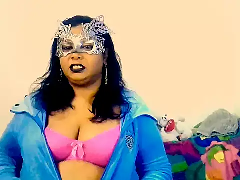 Snapshot of Mysterylady143 chatting on 11-06-25, 06:42 Mysterylady143 online show from 11-06-25, 06:42