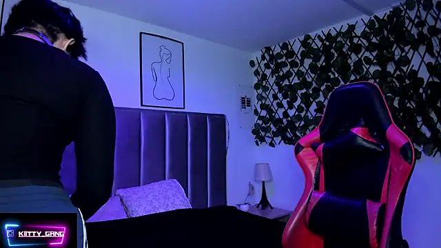 Kitty Gang online show from 02-02-26, 03:16