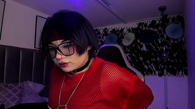 Kitty Gang online show from 04-24-26, 01:19