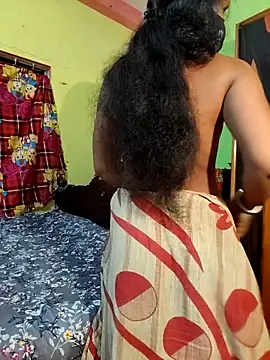 indiancouple09 online show from 04-19-26, 11:07