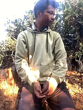 Snapshot of ShroveRising chatting on 01-07-26, 09:45 ShroveRising online show from 01-07-26, 09:45