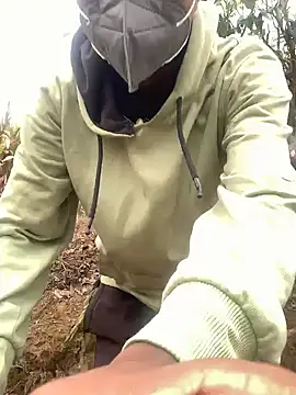 Snapshot of ShroveRising chatting on 03-02-26, 06:36 ShroveRising online show from 03-02-26, 06:36