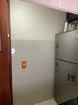 Snapshot of yaralyminjo2 chatting on 12-13-24, 01:33 yaralyminjo2 online show from 12-13-24, 01:33