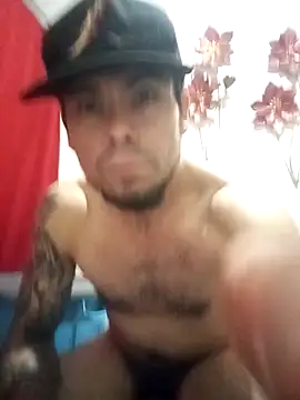 Snapshot of Hot796 chatting on 09-30-25, 07:35 Hot796 online show from 09-30-25, 07:35