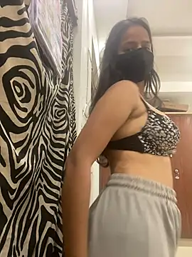 Snapshot of Pie066_ chatting on 02-02-25, 03:39 Pie066  online show from 02-02-25, 03:39