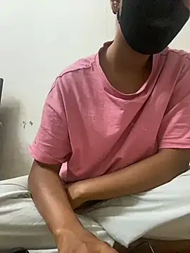 Snapshot of Pie066_ chatting on 02-06-25, 04:25 Pie066  online show from 02-06-25, 04:25