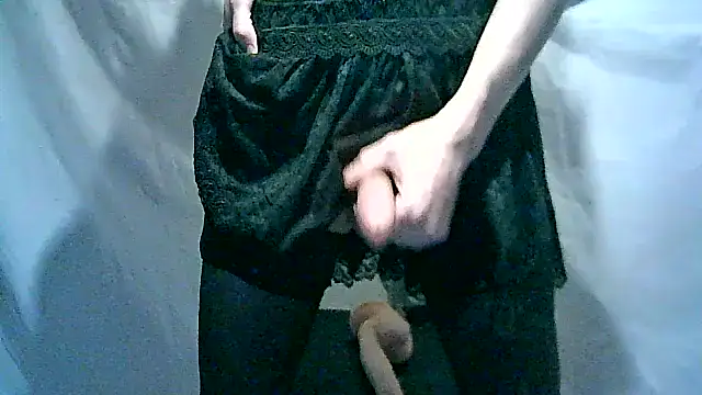 Snapshot of -your-bitch chatting on 12-09-24, 10:32 -your-bitch online show from 12-09-24, 10:32