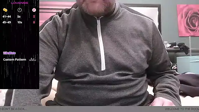 Snapshot of BondBroken chatting on 11-08-25, 07:34 BondBroken online show from 11-08-25, 07:34