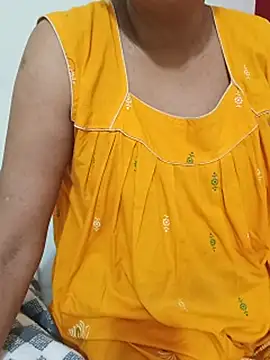 Snapshot of Saroj-Shah chatting on 07-07-26, 06:47 Saroj-Shah online show from 07-07-26, 06:47