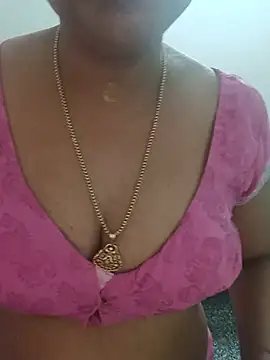 Snapshot of Saroj-Shah chatting on 08-05-26, 03:09 Saroj-Shah online show from 08-05-26, 03:09