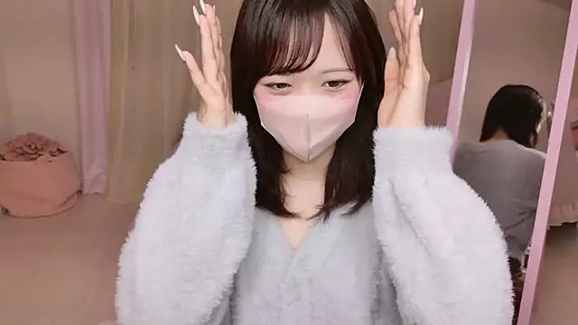 Snapshot of HANApipi chatting on 02-27-26, 12:21 HANApipi online show from 02-27-26, 12:21