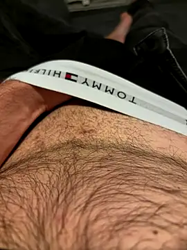 Snapshot of mrniceguy198 chatting on 09-12-25, 08:42 mrniceguy198 online show from 09-12-25, 08:42