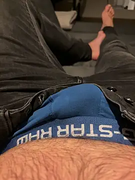 mrniceguy198 online show from 11-08-25, 08:29