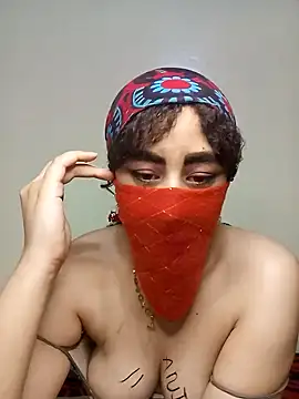 Lalou online show from 12-22-24, 01:22