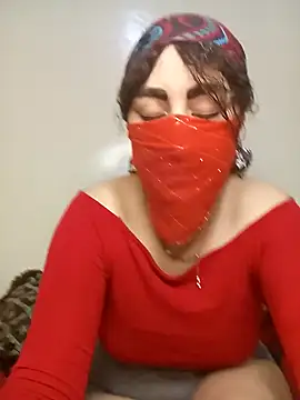 Lalou online show from 12-25-24, 05:26