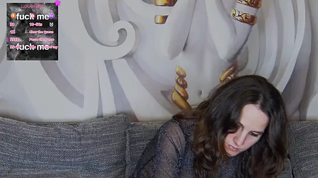 hailey peach online show from 02-09-25, 06:05