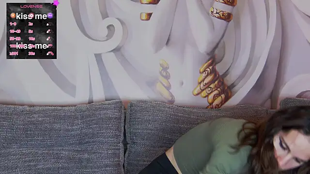 hailey peach online show from 02-16-25, 06:32