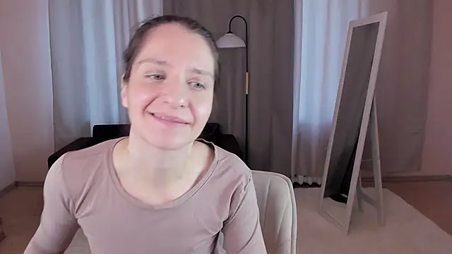 helentasty online show from 09-26-25, 02:59