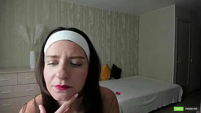 helentasty online show from 04-21-26, 10:32