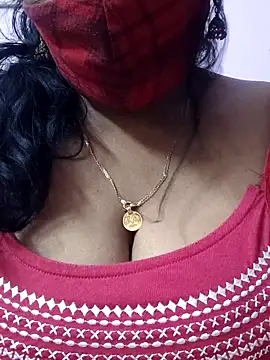 mallu-sumi online show from 03-12-26, 01:01