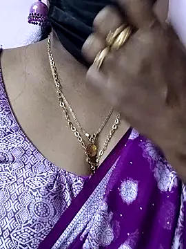 mallu-sumi online show from 04-21-26, 06:44