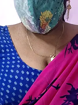 Snapshot of mallu-sumi chatting on 07-13-26, 07:05 mallu-sumi online show from 07-13-26, 07:05