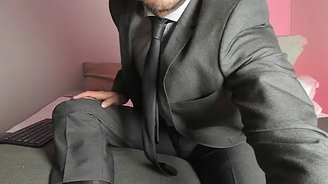 pablo-rincon95 online show from 03-17-25, 11:42