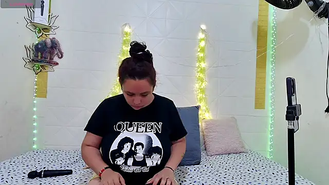 Snapshot of Mabelydani chatting on 01-29-25, 10:37 Mabelydani online show from 01-29-25, 10:37