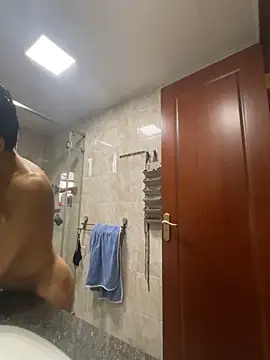 Snapshot of hkwildguy chatting on 05-19-26, 01:56 hkwildguy online show from 05-19-26, 01:56