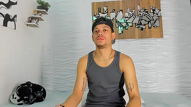 Friendsofeverything  online show from 09-11-25, 01:44