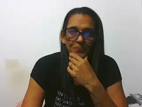 latinbrunettet online show from 02-15-25, 09:26