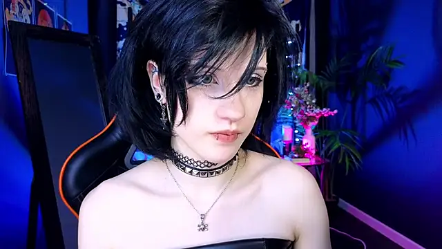dark vamp  online show from 02-15-25, 02:58