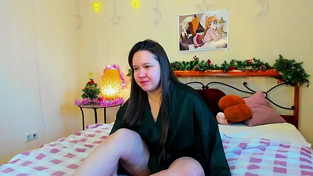 Snapshot of Mira_Karter chatting on 01-14-25, 04:57 Mira Karter online show from 01-14-25, 04:57