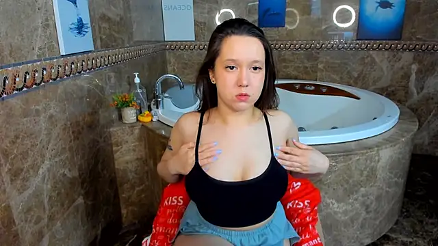 Mira Karter online show from 05-17-26, 02:53