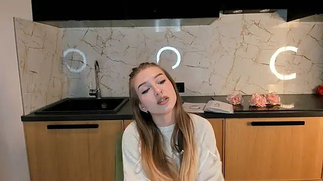 Snapshot of BreckAngwin chatting on 02-15-25, 08:33 BreckAngwin online show from 02-15-25, 08:33