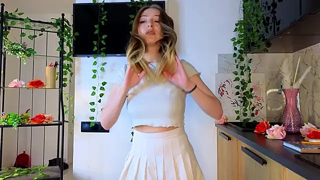 Snapshot of BreckAngwin chatting on 02-18-25, 09:21 BreckAngwin online show from 02-18-25, 09:21