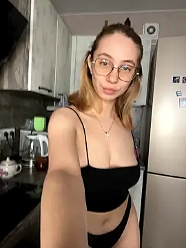 Kitty Katrine online show from 01-10-26, 11:34