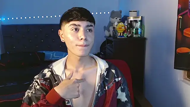 Snapshot of Im_juanda chatting on 12-21-24, 07:49 Im juanda online show from 12-21-24, 07:49